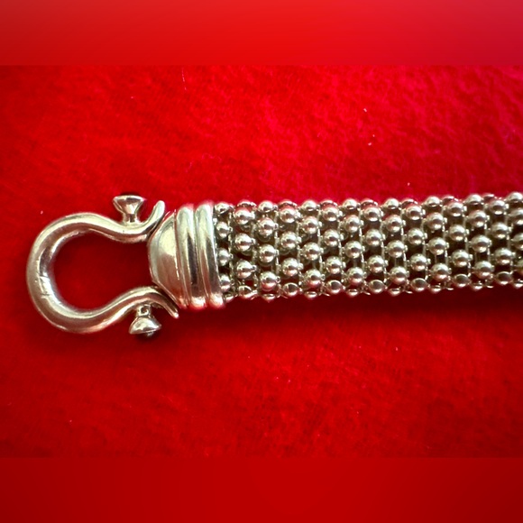 SILVER HORSESHOE With PAVE  CRYSTALS CLASP - Picture 7 of 8